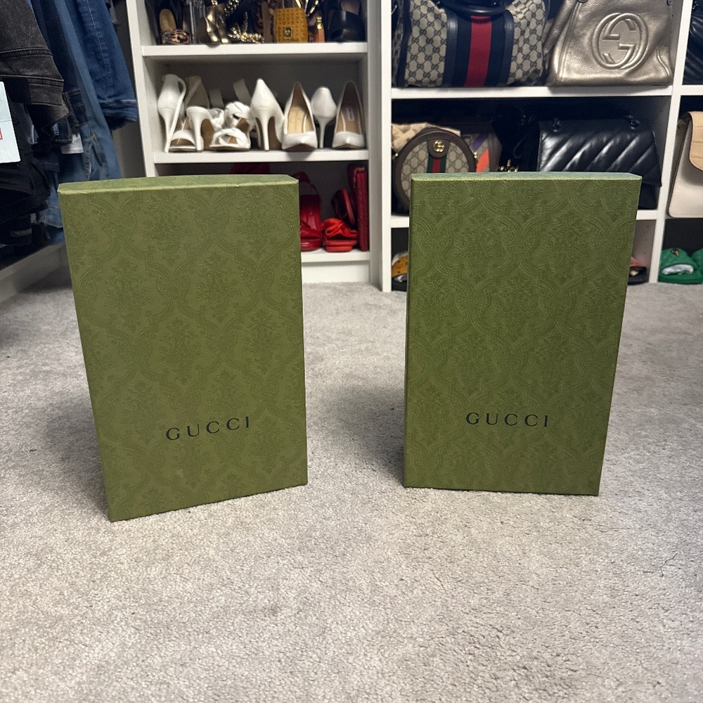 Green Gucci empty box